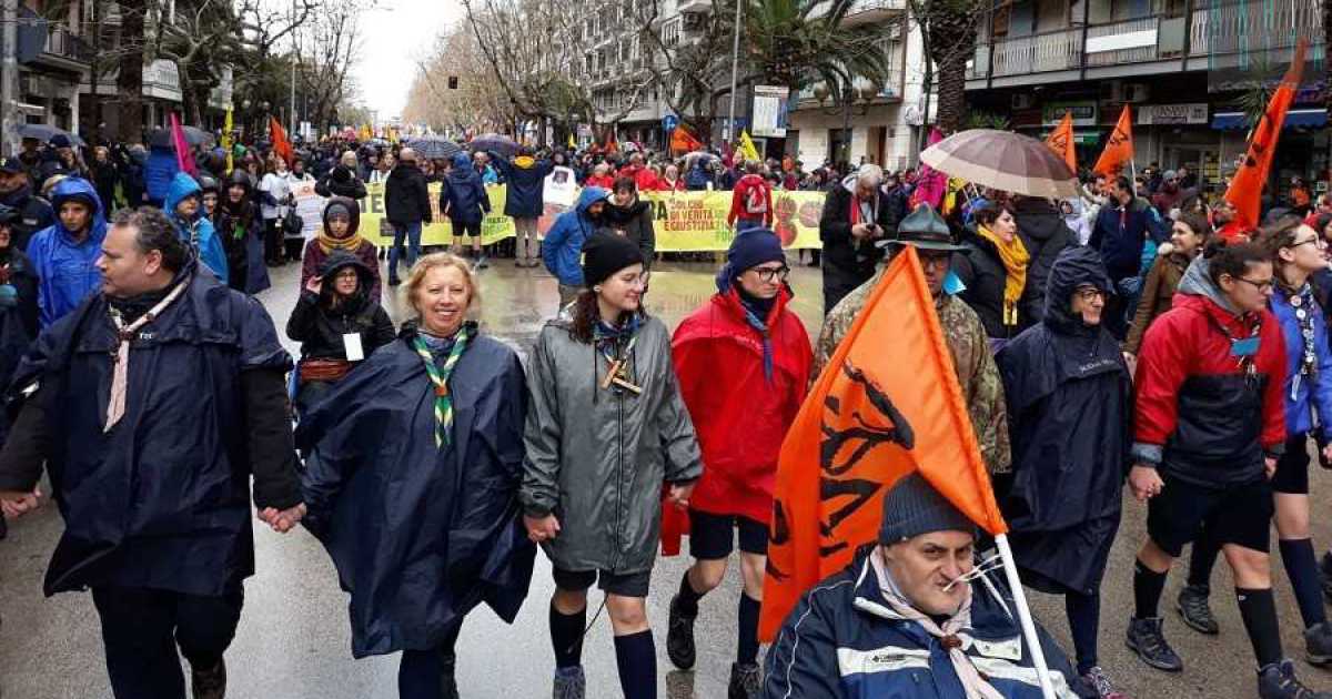 Foggia, in 40mila per celebrare le vittime delle mafie: �Ma ricordare non basta�